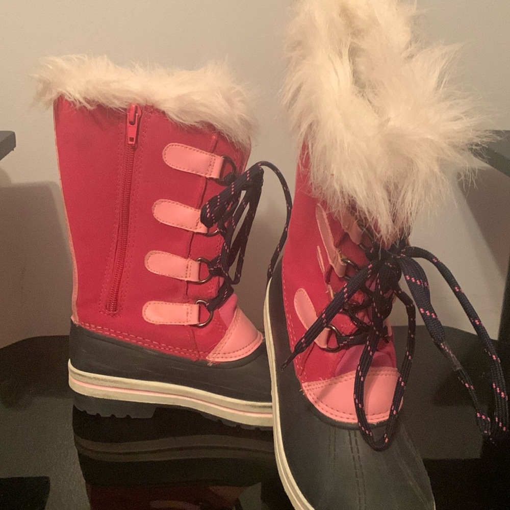 Little girl winter boots